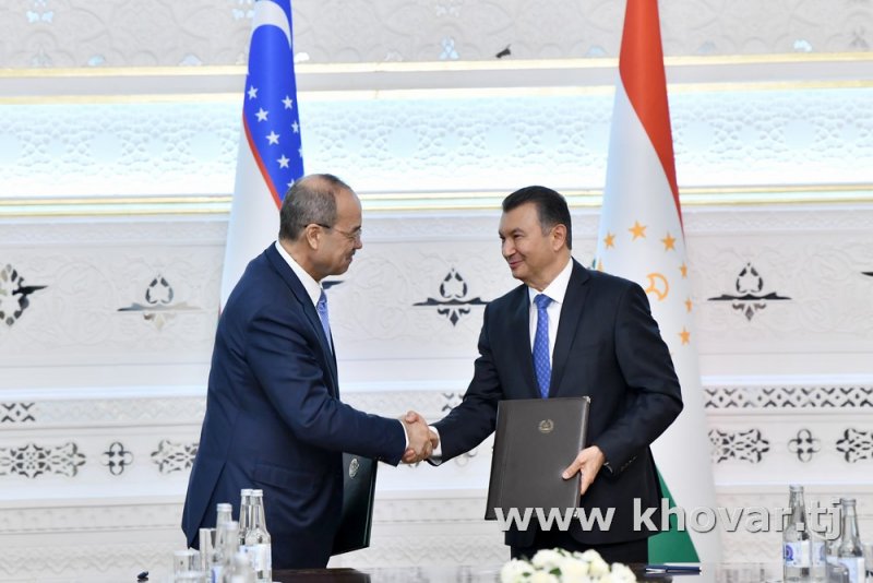 Kohir-Rasulzoda-i-Abdulla-Aripov-7