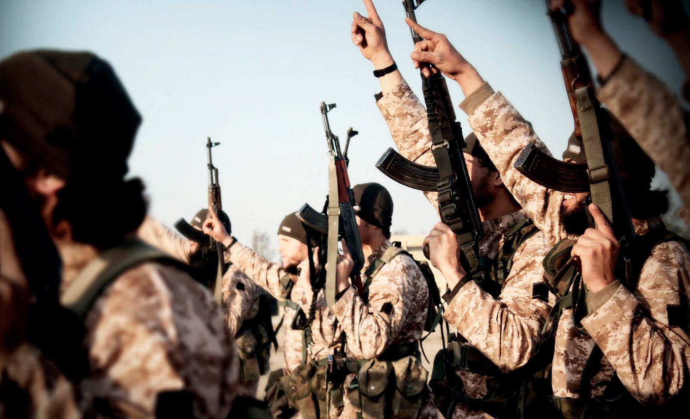 58f72edad356773371413e9366e4490a_1400x850