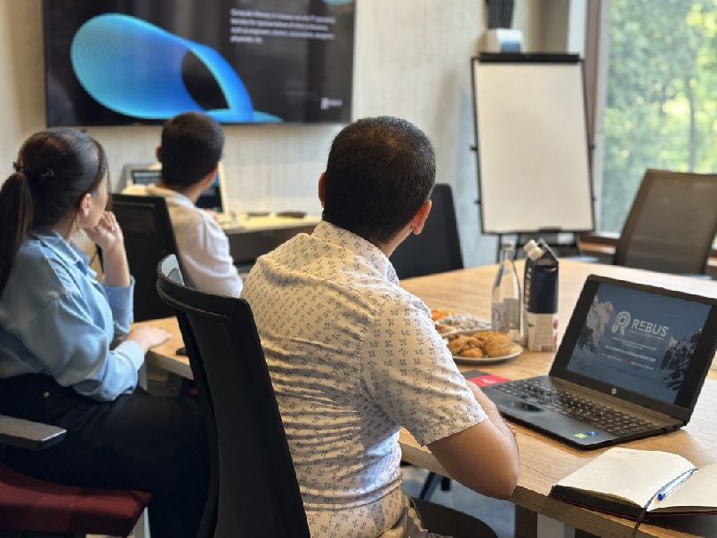 photo_2024-05-17_09-40-05