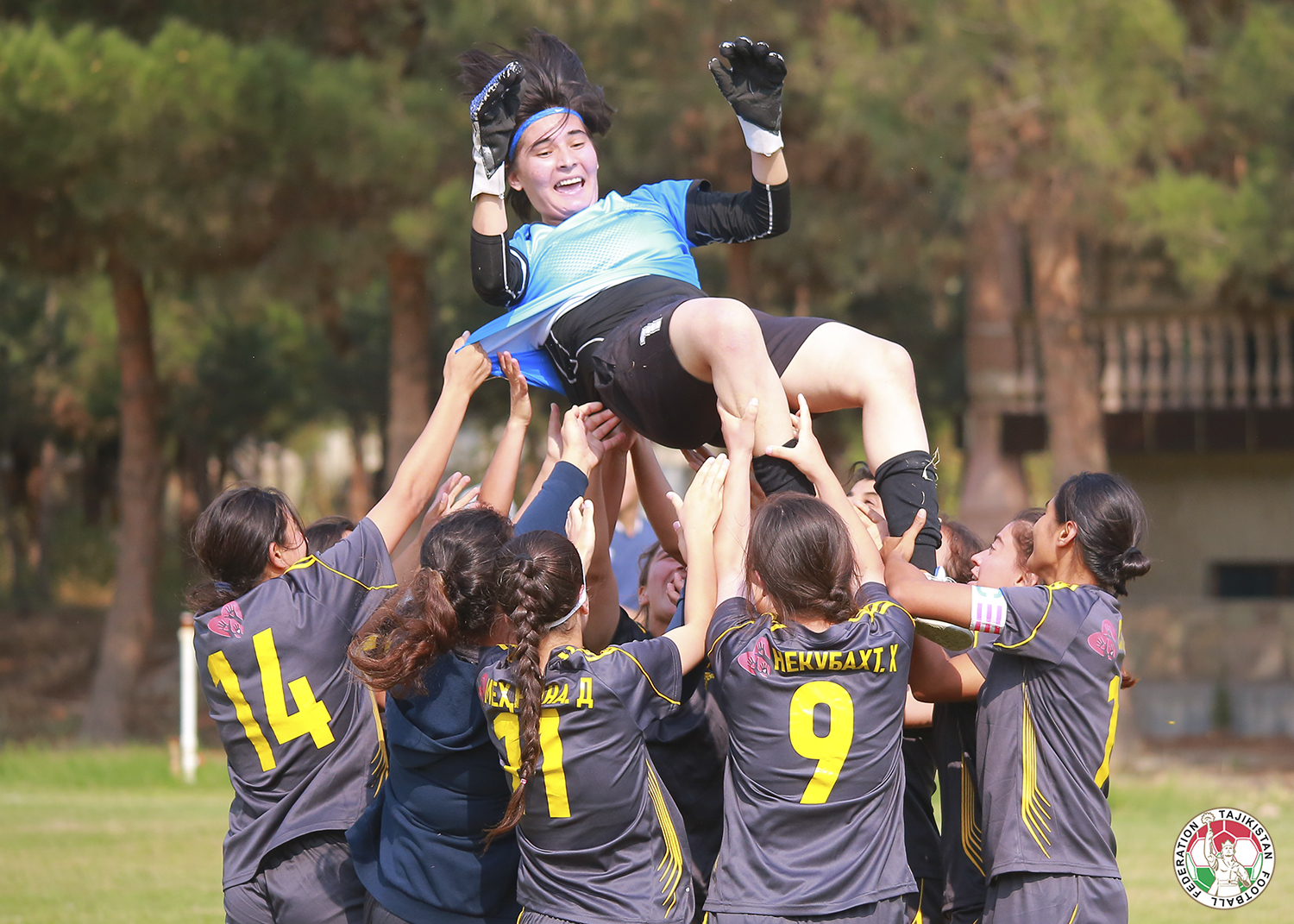 fcdushanbe-champions-womens-league4