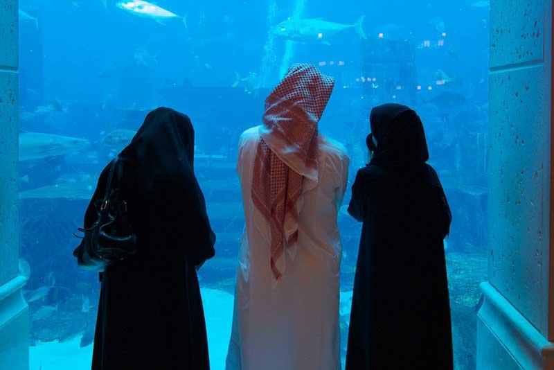 pri-vstreche-s-zhenoy-muzh-obyazan-pomnit-o-10-veshchah-9_w900_h600