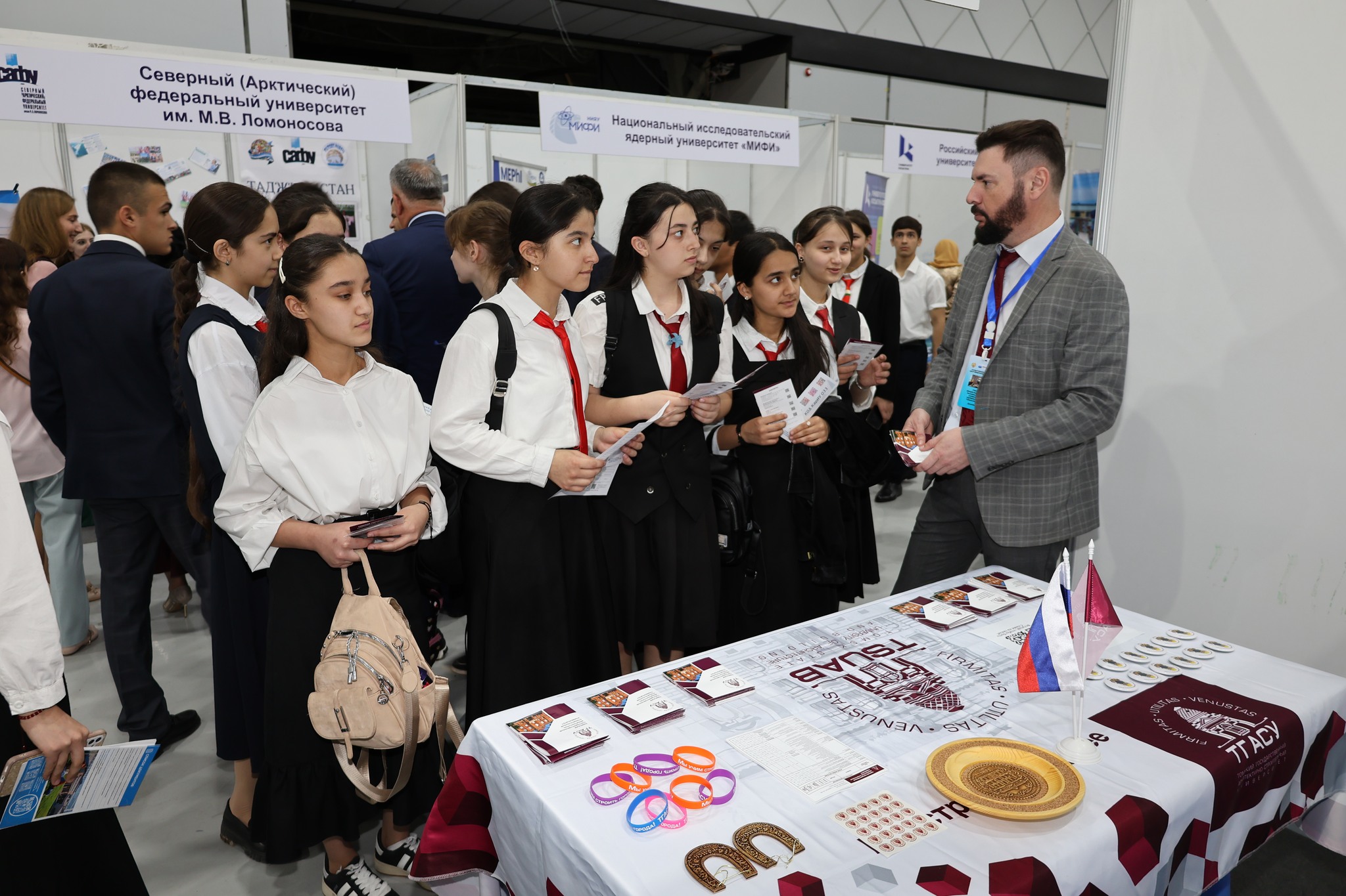 01JRT0VCB2BXH85S532VPZN6RG