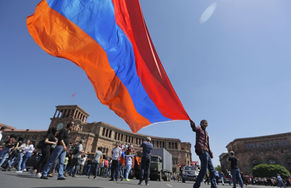 1726729017hhi85_1000x768