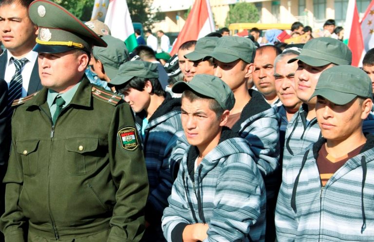 prizyv-v-amiju-768x497