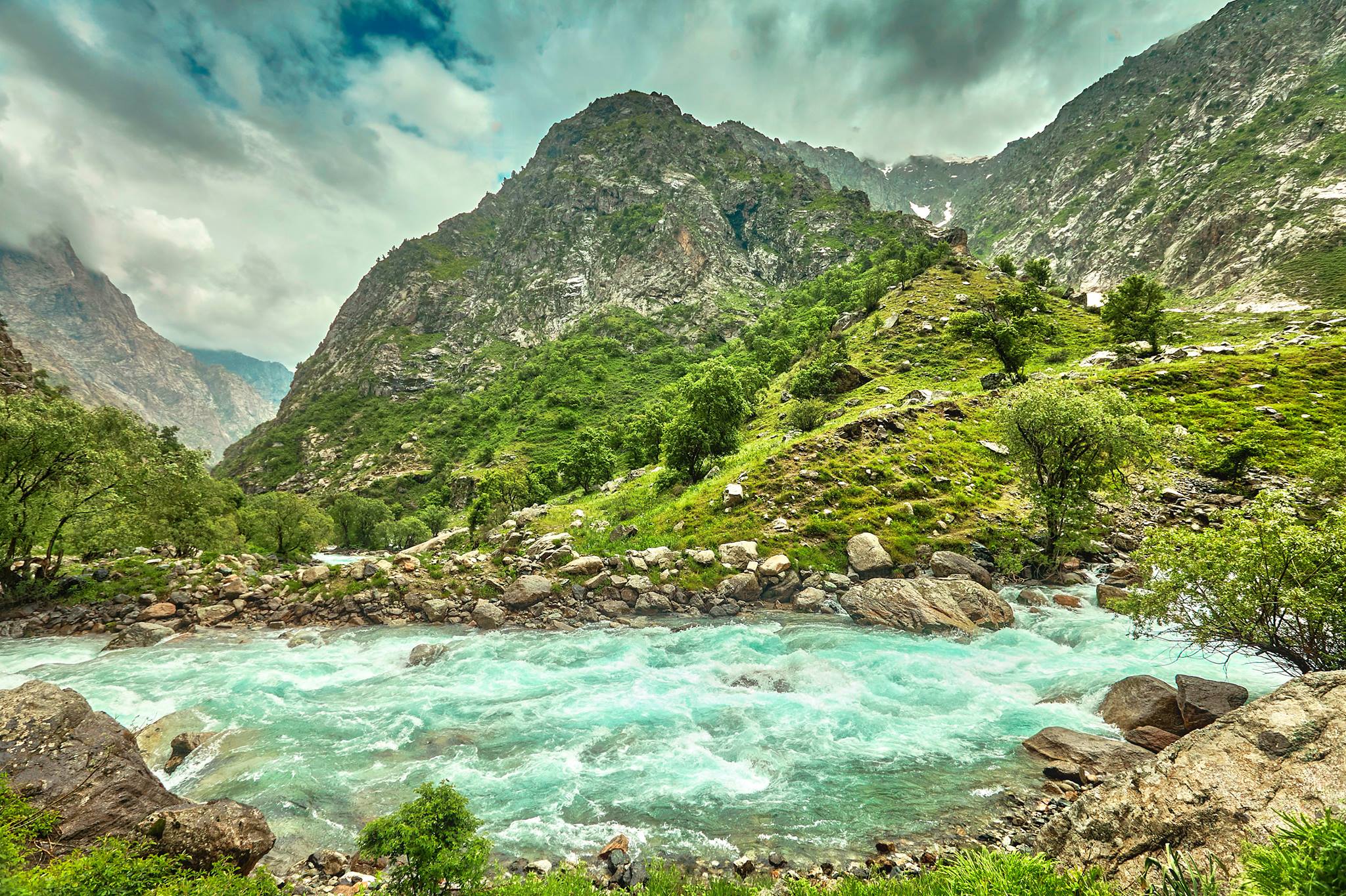 38178418_1072760082872964_5273852838827524096_n