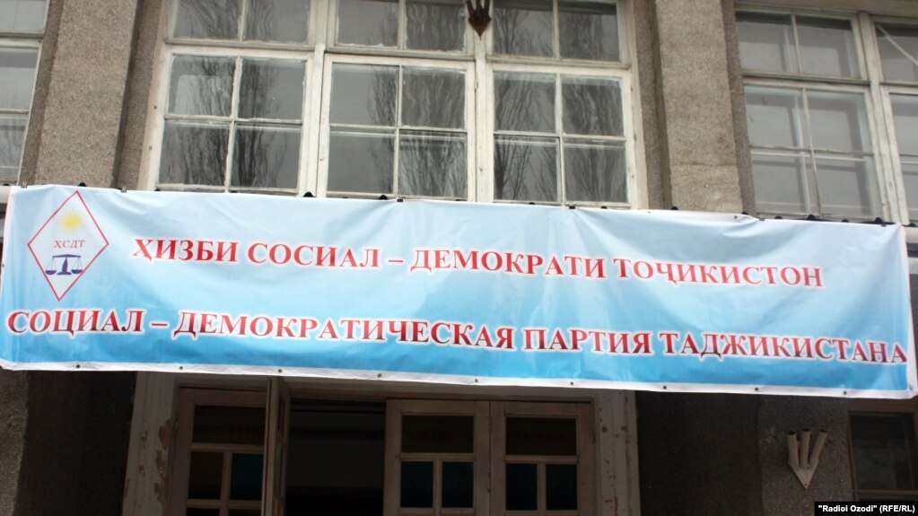 d8065ec8-a4b9-47d2-b695-a924c2feeabb_w1023_r1_s