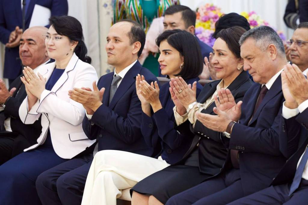 Iv37fDWUKEe0FgpByCQLyJw4fsCEMHOG_front