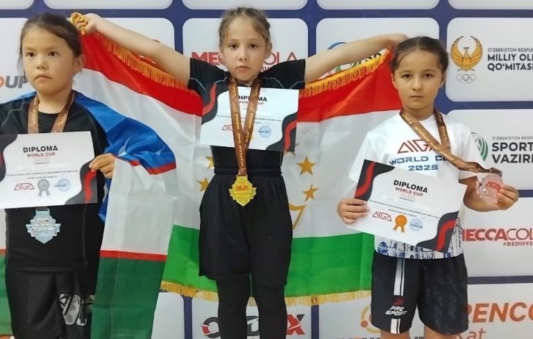 Tajik schoolchildren won medals at the Grappling World Cup in Tashkent