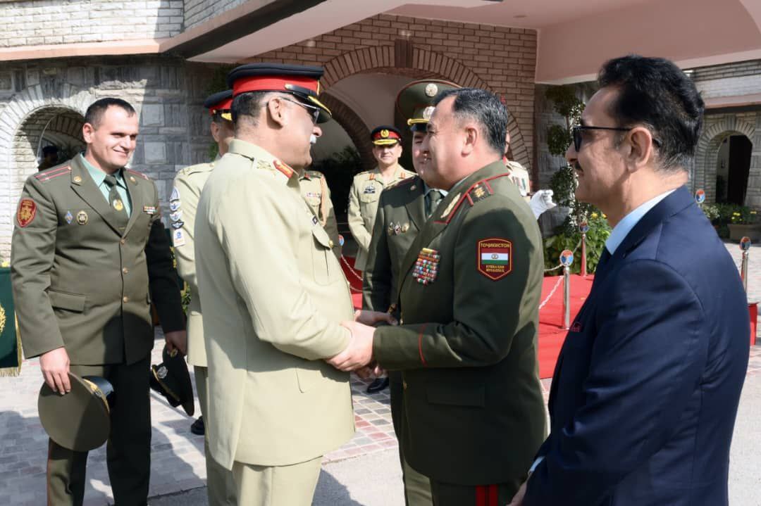 photo_2025-11-11_23-51-40