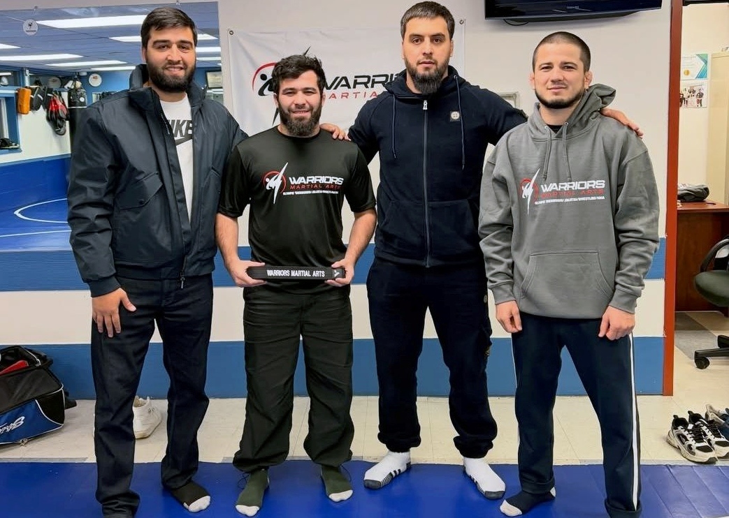 Гафуров_второй_слева_после_награждения