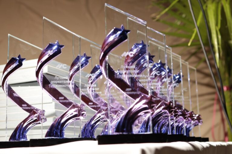 В Душанбе выбрали лучшие маркетинговые кейсы 2025 года