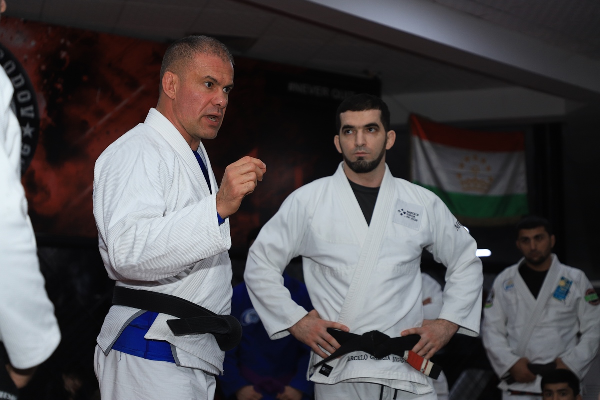 Рафаэль_Хуберт_слева_и_Комил_Боймуродов