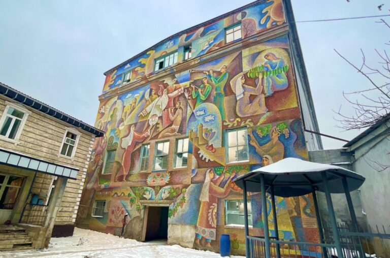 Сталинабадская «табачка» занимала первое место в СССР по вкусовым качествам сигарет. Рассказываем ее историю