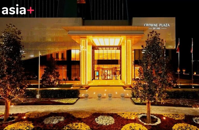 Высота, комфорт и стиль: обзор отеля Crowne Plaza в Душанбе