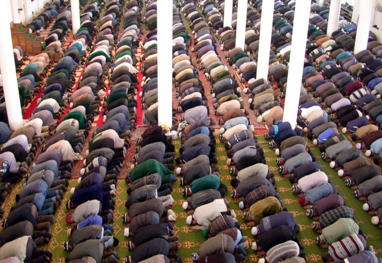 Календарь на месяц Рамазан-2026