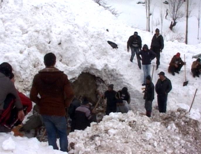 Лавина в Хороге