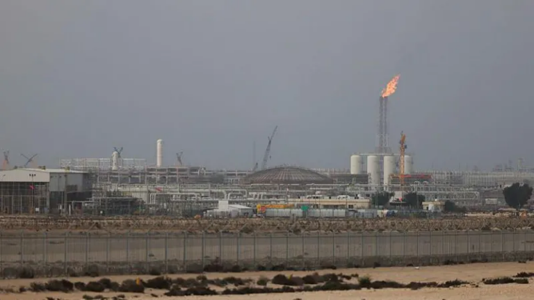 Аз тасдиқи кушта шудани вазири истихбороти Эрон то ҳамлаҳо ба таъсисоти нафтии Қатар, Арабистон ва Иморот