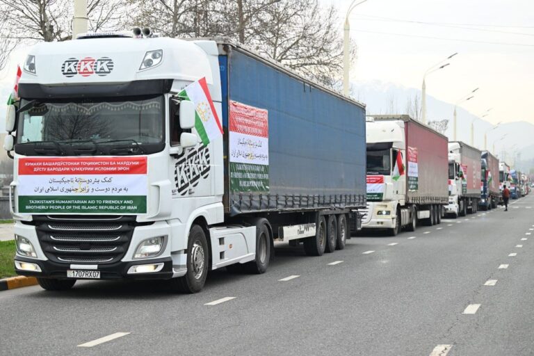 Кумакҳои башардӯстонаи Тоҷикистон ба Эрон расид