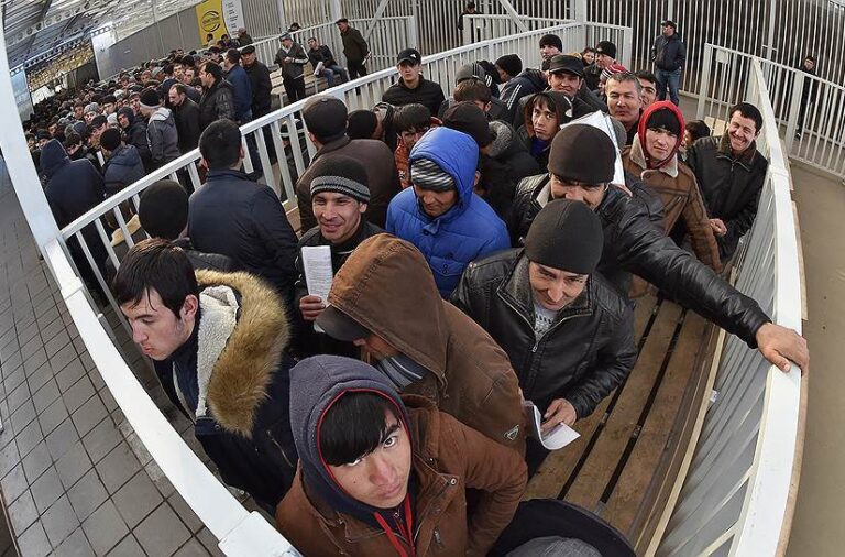 Потеряли документы в России? Руководство для мигрантов из Таджикистана