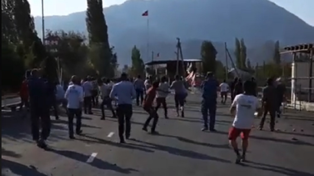 Конфликт в Ворухе