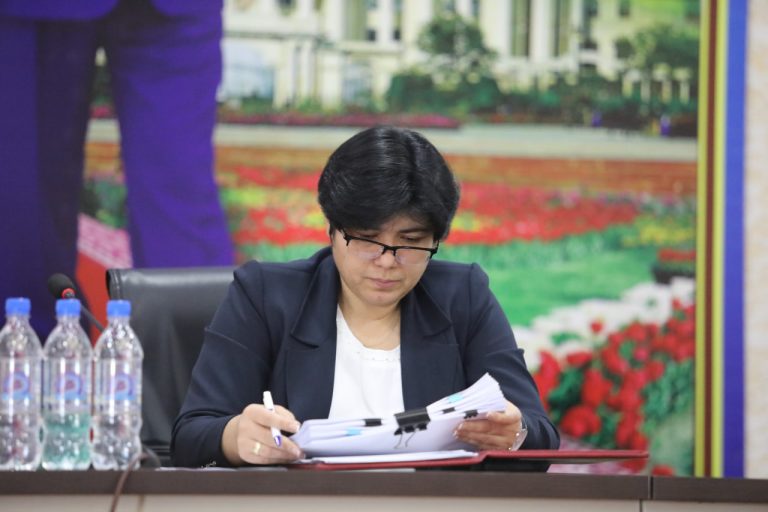 Нигора Муқимӣ ваколатдори нави ҳуқуқи кӯдак дар Тоҷикистон таъин шуд