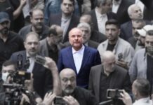 Шахси калидӣ барои музокирот ё ходими содиқи низом. Муҳаммадбоқир Қолибоф кист?