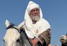 Қурбони Собир: “Тоҷикони Самарқанду Бухоро бетарафанд ва аз ҳувияти худ дарак намедиҳанд”