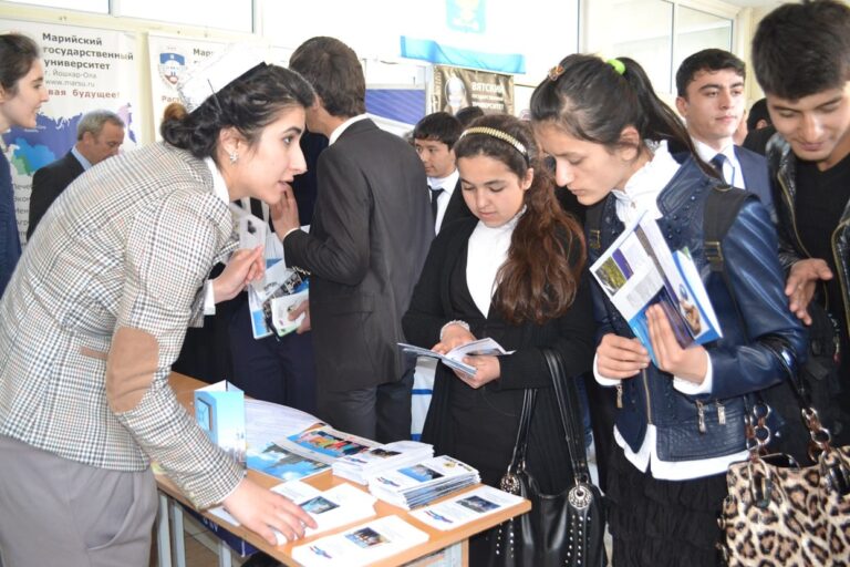 Сколько Таджикистан потратит на образование в 2026 году?