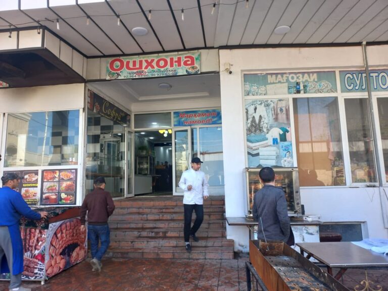 Заҳролудшавии 4 кас баъди истеъмоли гушти мурғ дар яке аз ошхонаҳои Панҷакент