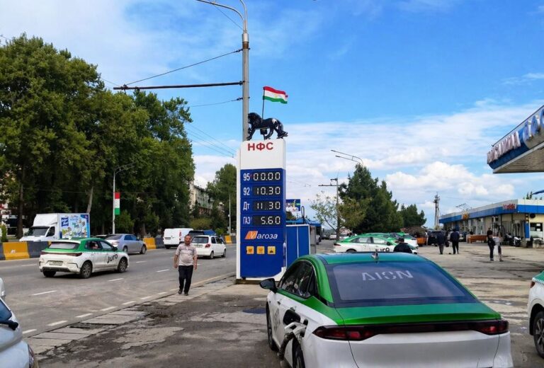 Бензин и дизтопливо в Душанбе подорожали на 8,9%. Из-за войны на Ближнем Востоке