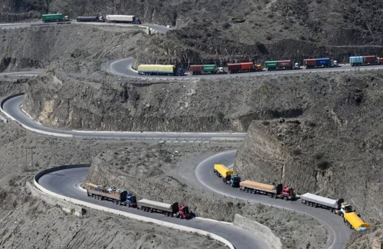 Дольше и дороже. Как Центральная Азия прокладывает путь к морским портам