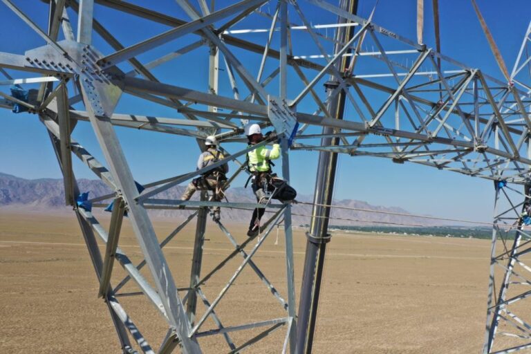 Экспорт таджикской электроэнергии по линии CASA-1000 начнется летом следующего года