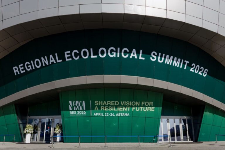 Аз “Ҳамбастагии экологӣ” ва таъсиси Рӯзи баҳри Арал то нигаронӣ аз норасоии обу биёбоншавӣ ва обшавии пиряхҳо