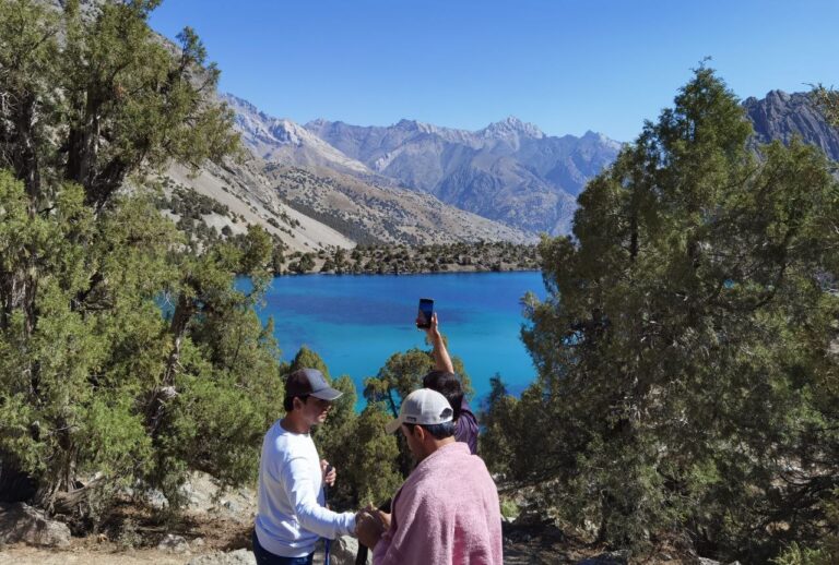 Бюджетный отдых и вопросы сервиса: как сделать путешествия по Таджикистану доступными для самих таджикистанцев?