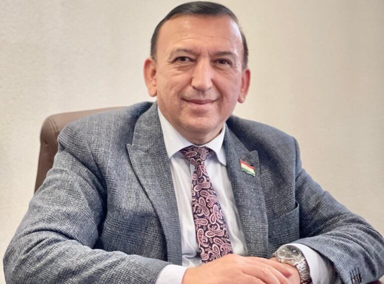 Зафар Сайидзода: «Азия-Плюс» — лидер национального информационного пространства с безупречной репутацией и высокими стандартами»