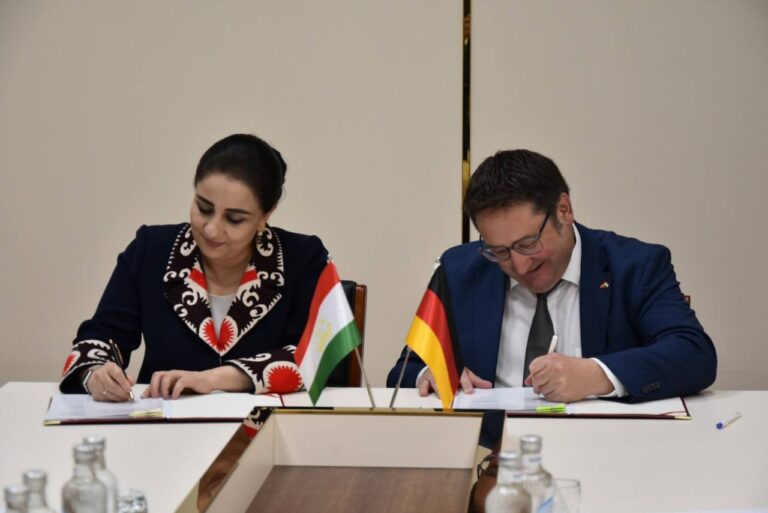 Таджикистан и Бавария подписали меморандум о сотрудничестве в области трудовой миграции
