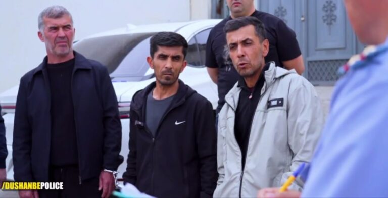 Ифшои ҷиноят баъди 26 сол. Пулиси Душанбе аз боздошти се тан бо гумони дуздии як кирокаш хабар дод
