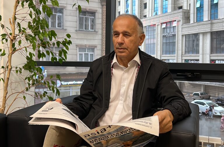 Сайфулло Сафаров: “Азия-Плюс” писари эркаи Тоҷикистон аст”